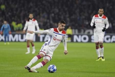 步行者面临 步行者面临